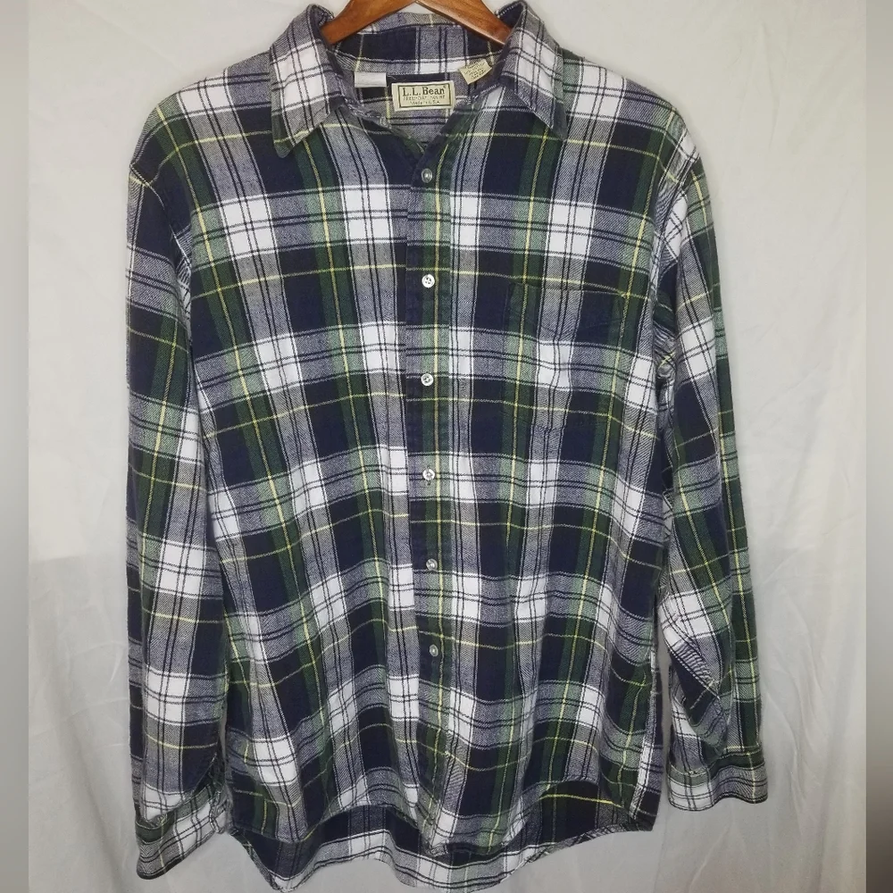 L.L.Bean 90s Button Down Plaid/Flannel Long Sleeve Shirt, Size Large - Picture 1 of 9
